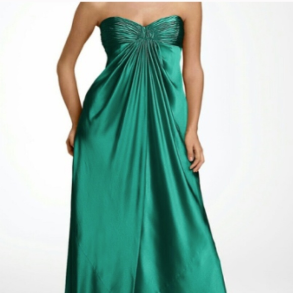 Emerald Green silk strapless dress - Picture 1 of 6
